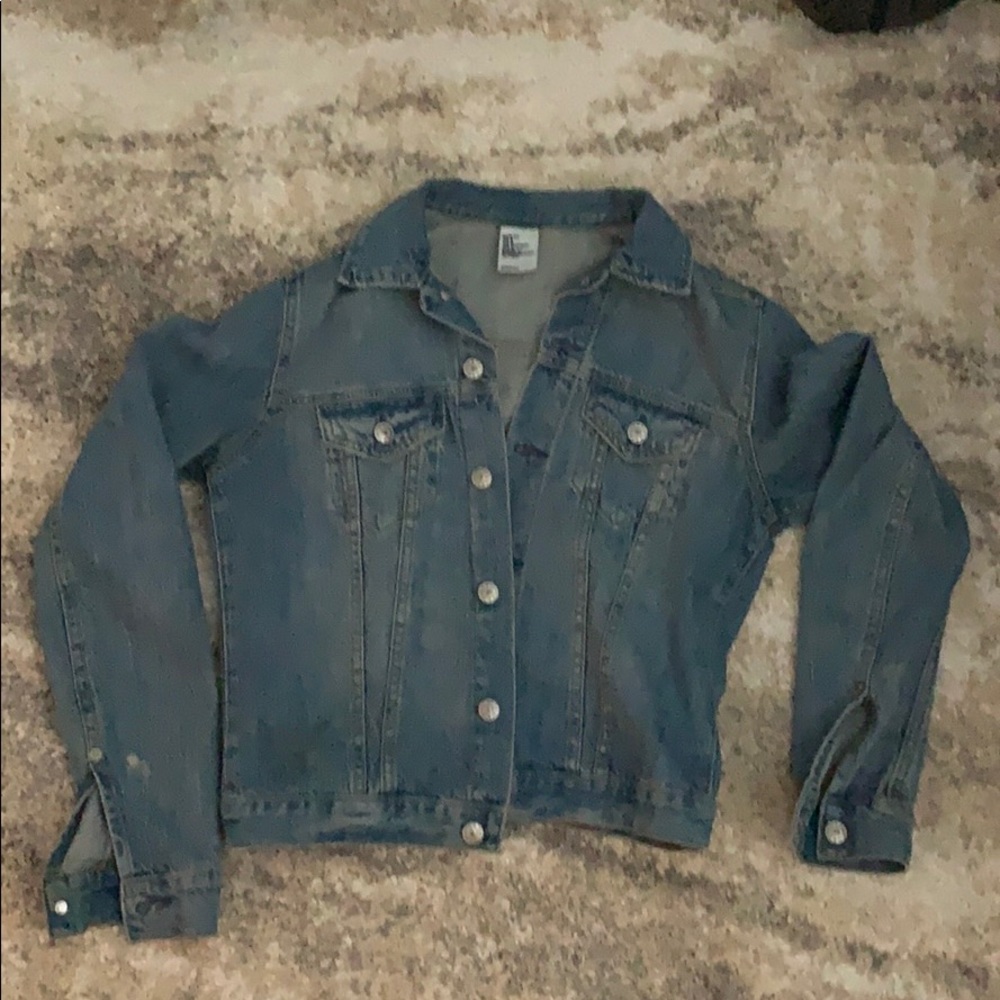 H&M denim jacket size 6